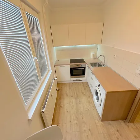 Krasny - V Blizkosti Centra Appartement Bratislava