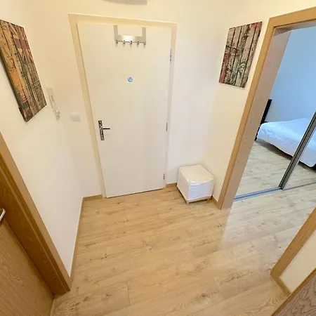 Krásny - V Blízkosti Centra * Bratislava