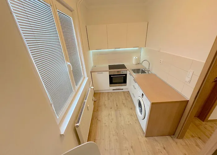 Krásny - V Blízkosti Centra Apartamento Bratislava